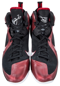 2011-12 LeBron James Game Used Photo Matched Black and Red Nike Sneakers Used On 03/18/2012 (MeiGray)